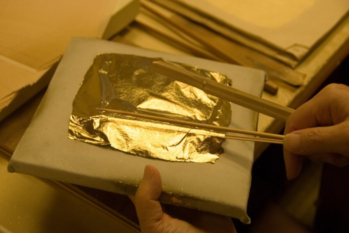 金沢箔の「金箔工芸」