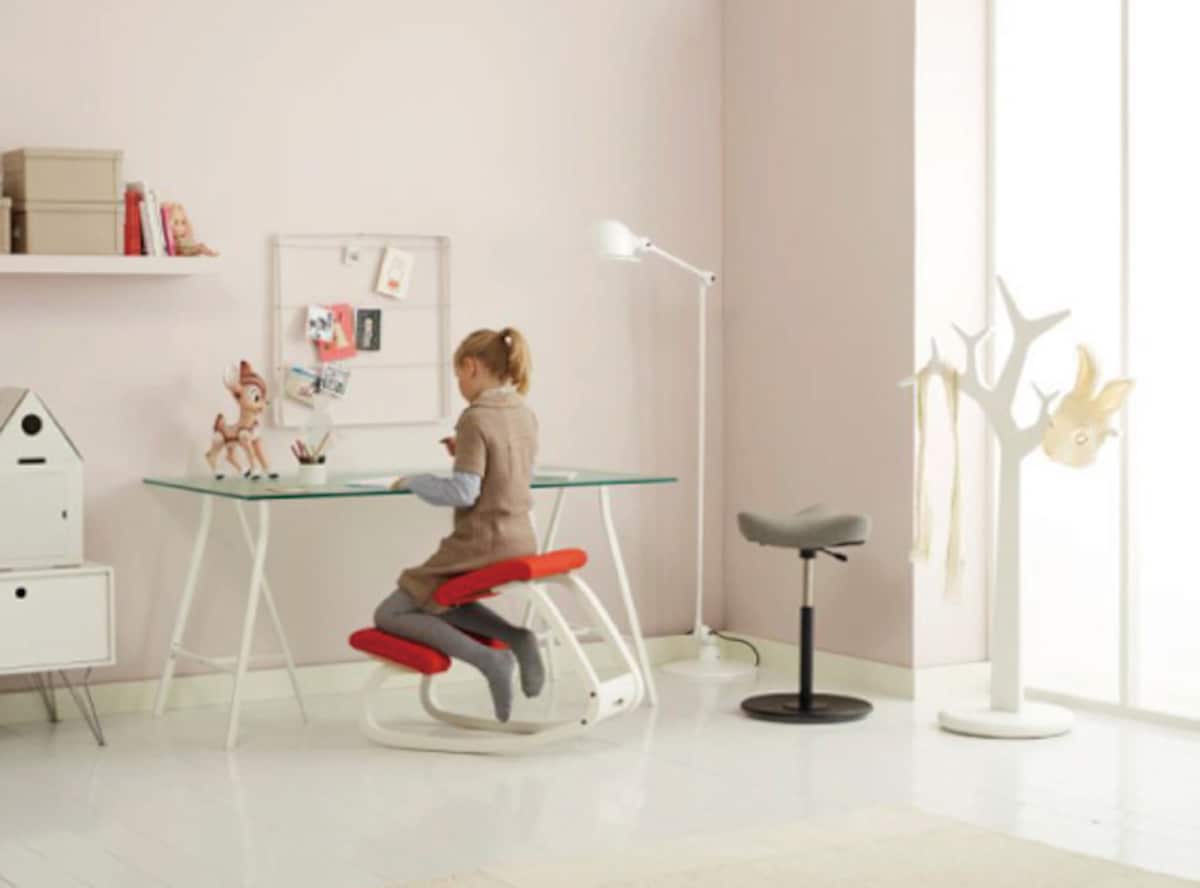 www.royal-furniture.co.jp