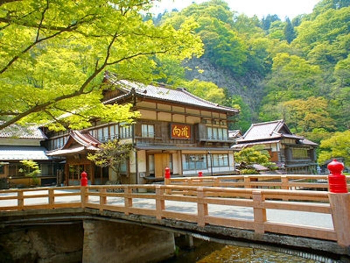 会津東山温泉向瀧