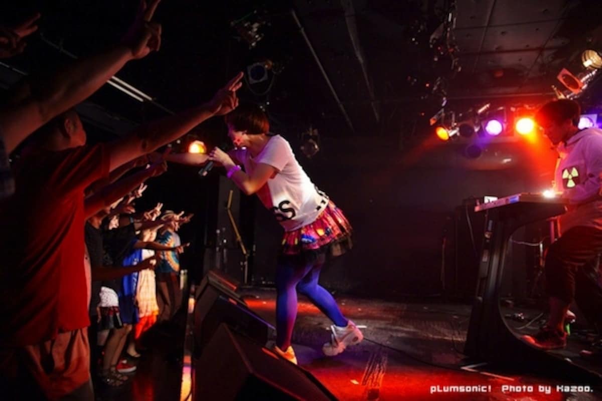 plumsoniclive