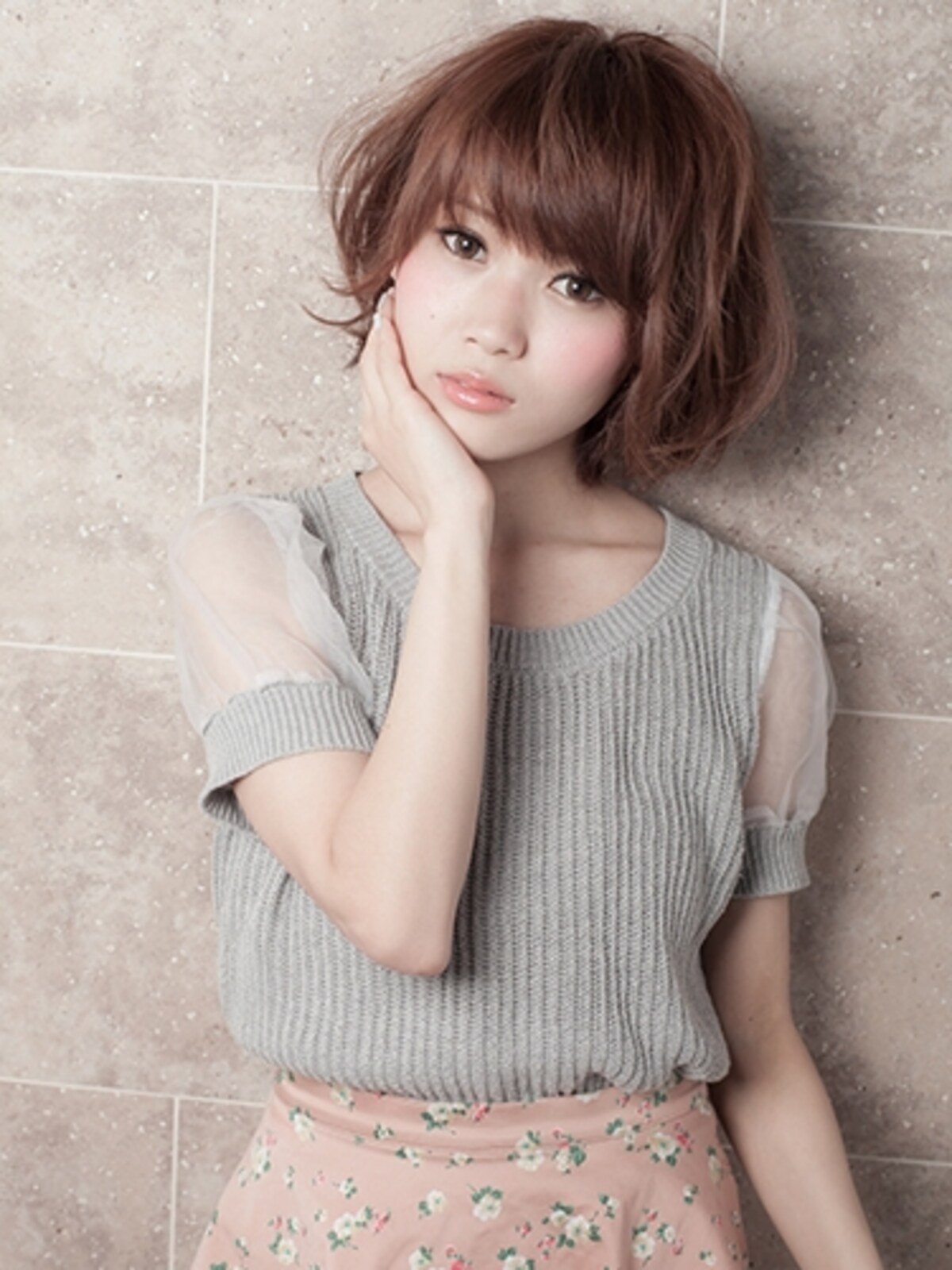 ショートボブ