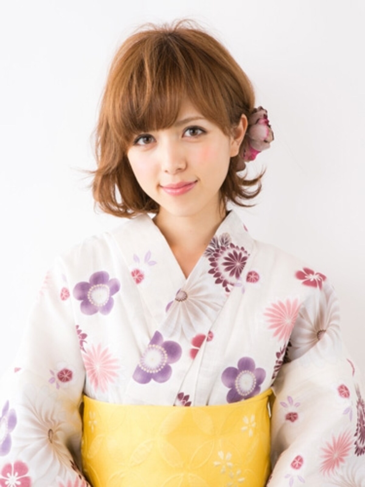 ボブ浴衣・ガーリーな耳かけヘアアレンジ