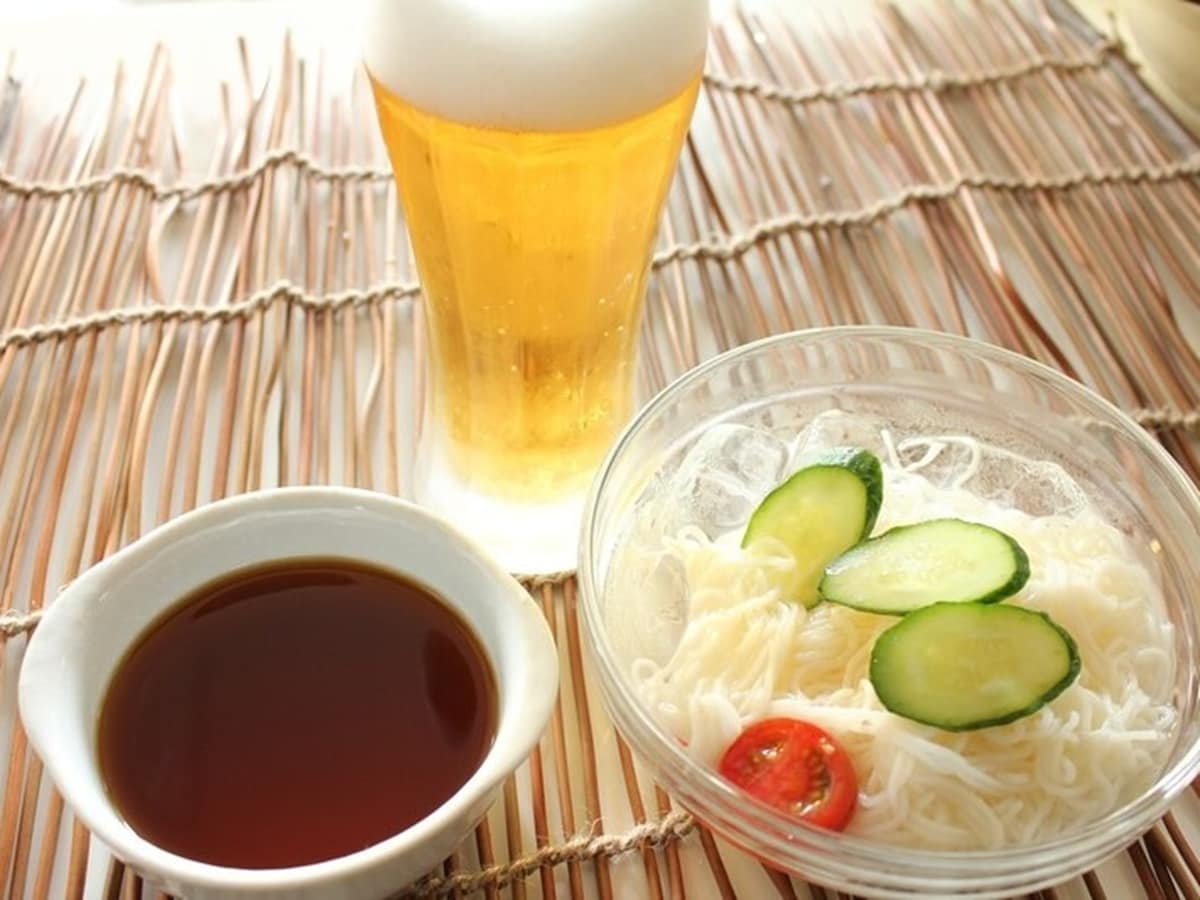 夏の定番・冷麦やそうめんには理由があります。暑気払いに効く食べ物とは？