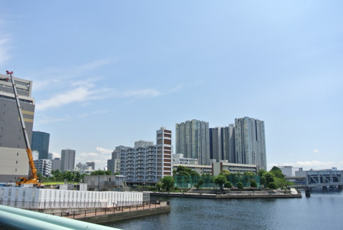 旧海岸通りの天王洲橋あたりから見た現地