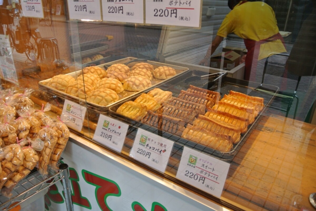 月島の商店街のお店