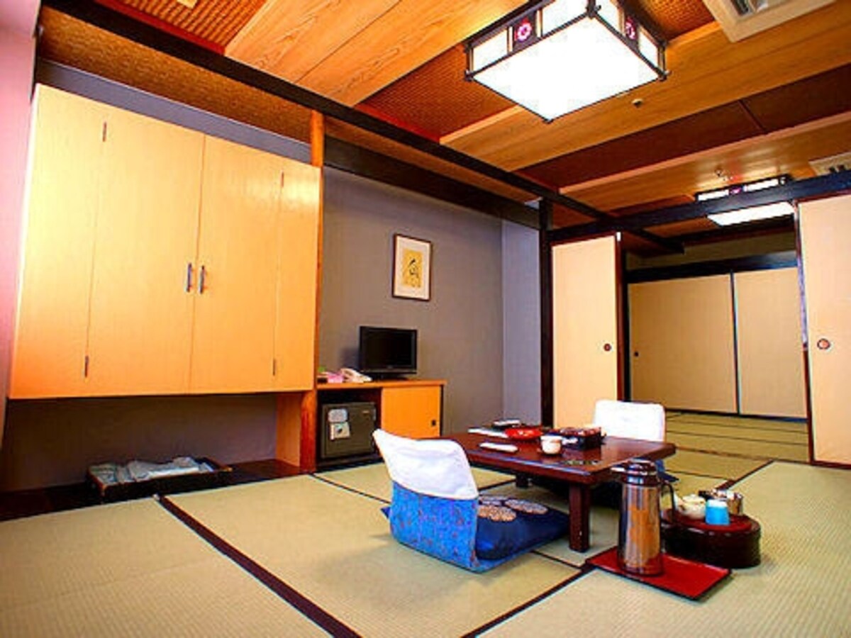 草津の大型旅館「ホテル櫻井」