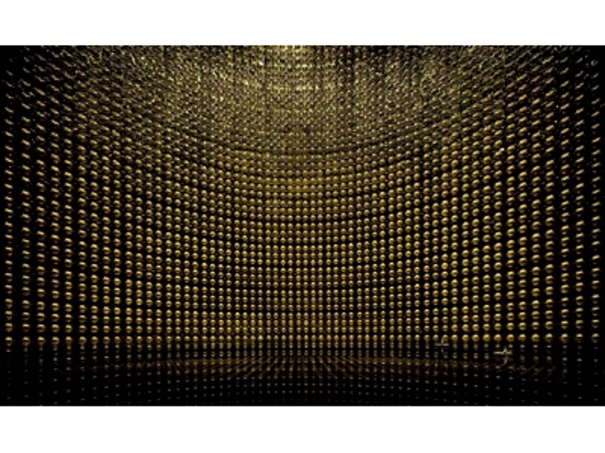アンドレアス・グルスキー「カミオカンデ」(2007年、C-プリント、228・2×367・2×6・2センチ)(C)ANDREAS　GURSKY　／　JASPAR，2013　Courtesy　SPRUTH　MAGERS　BERLIN　LONDON
