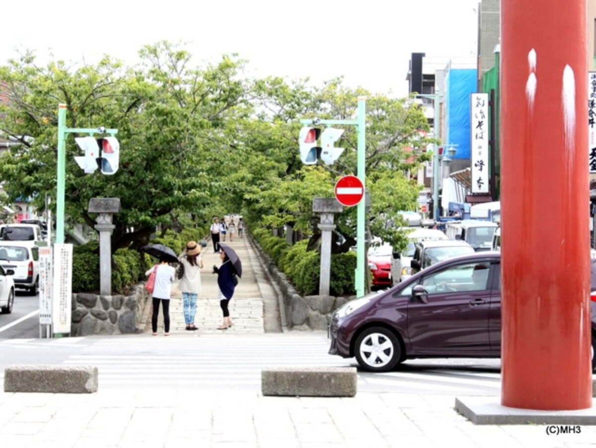 若宮大路、三の鳥居