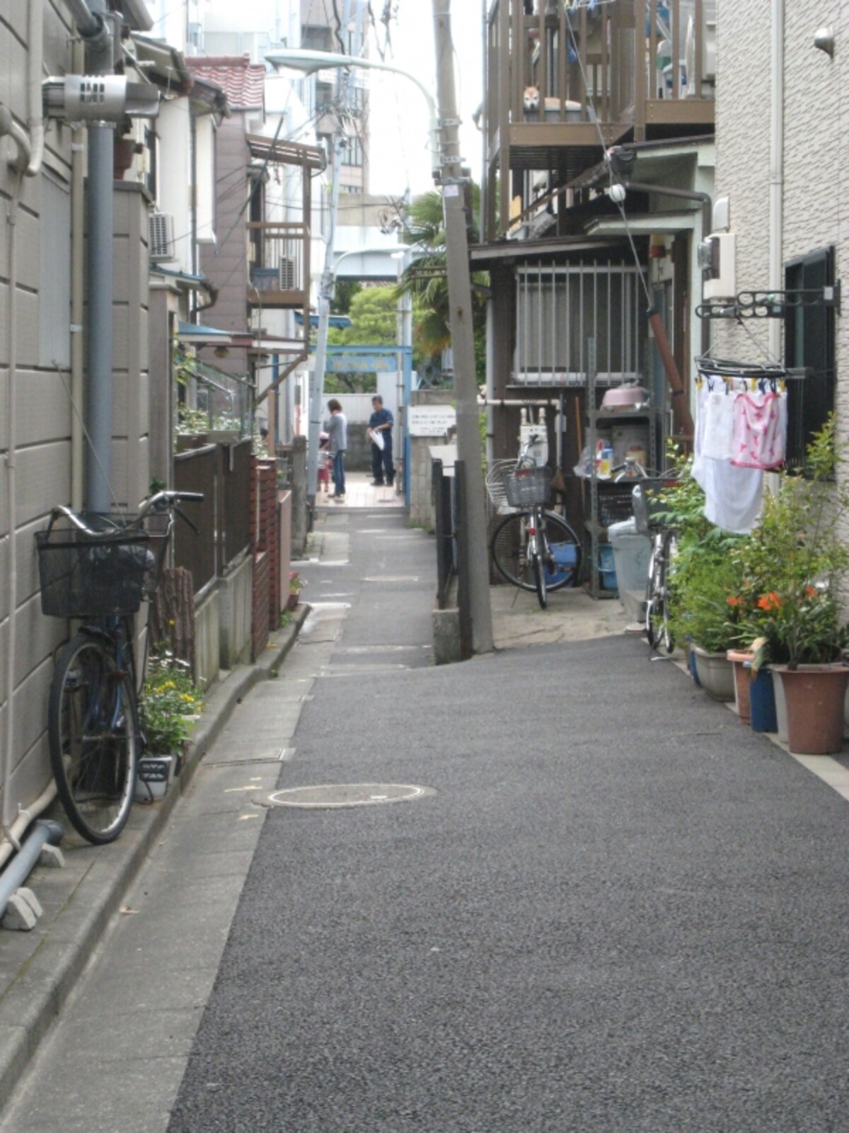 細い道