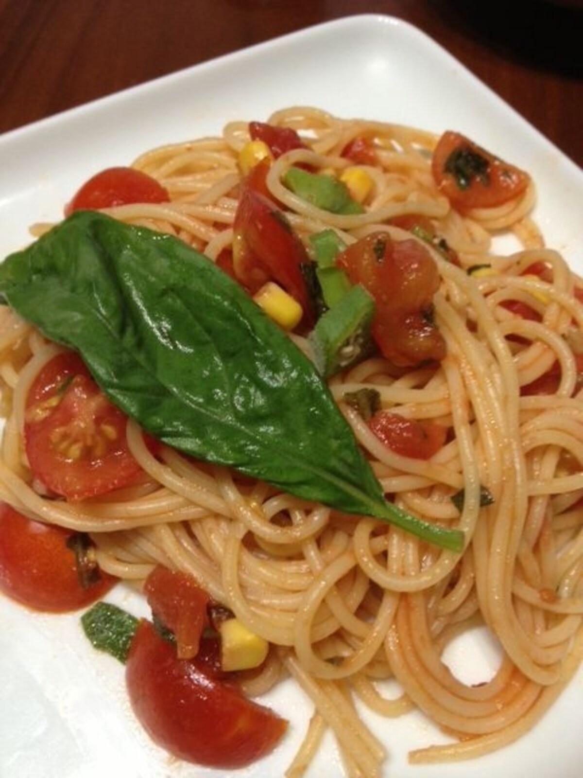 トマトの冷製パスタ　