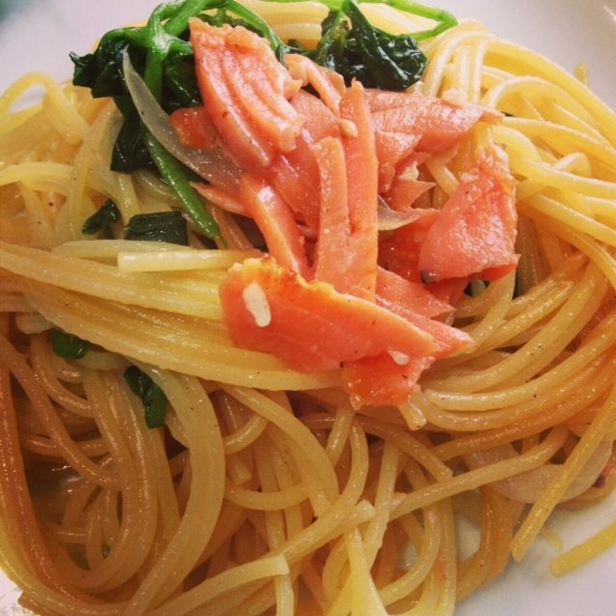 鮭とほうれん草の簡単和風パスタ