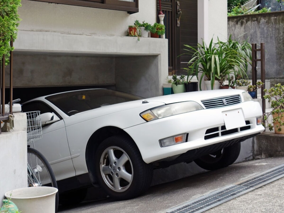 半地下車庫