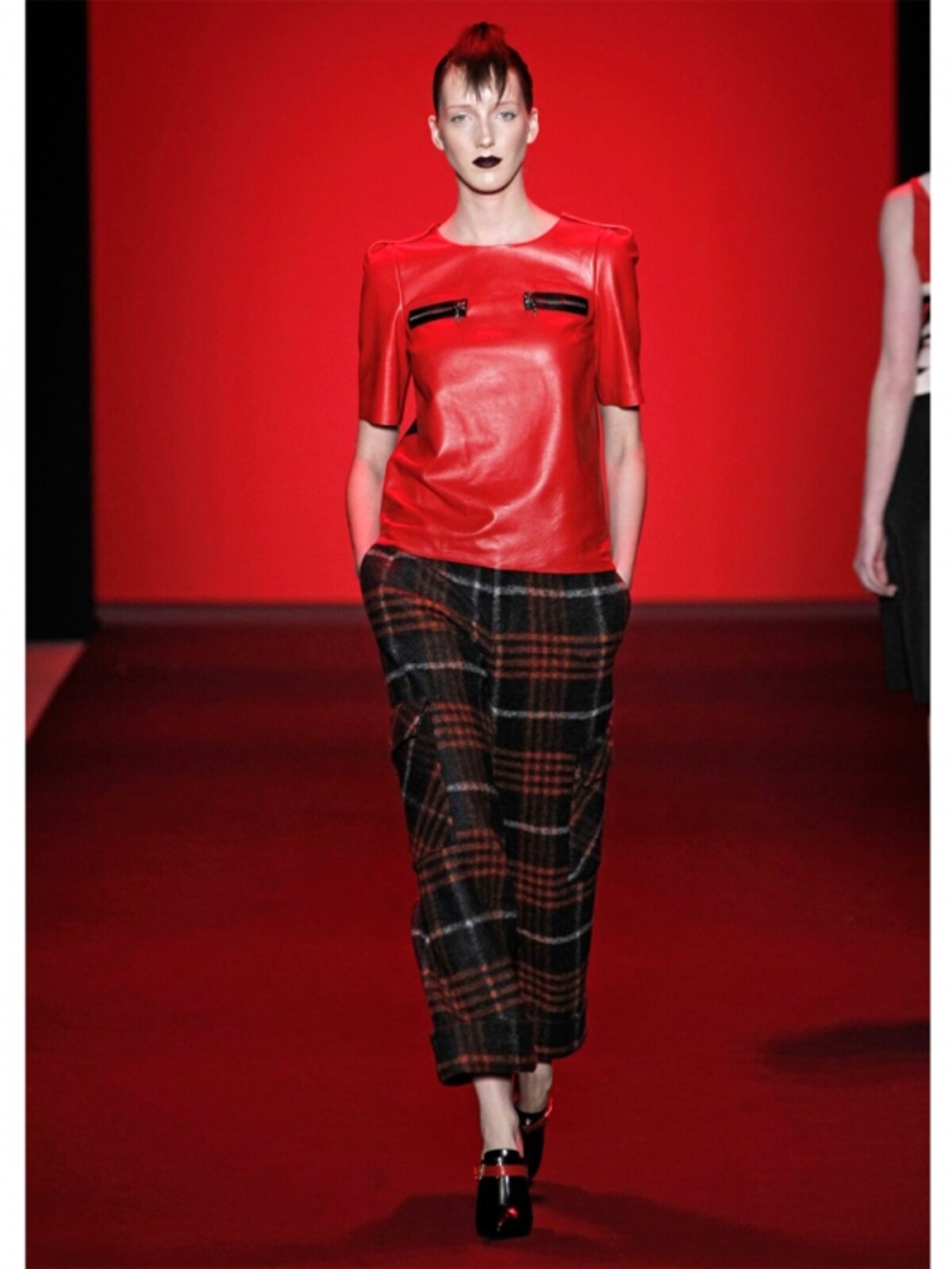 VIVIENNE TAM 2013-14秋冬NYコレクション