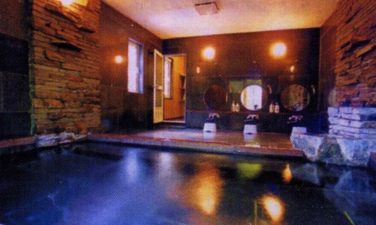 「キャンディタフト」の岩風呂