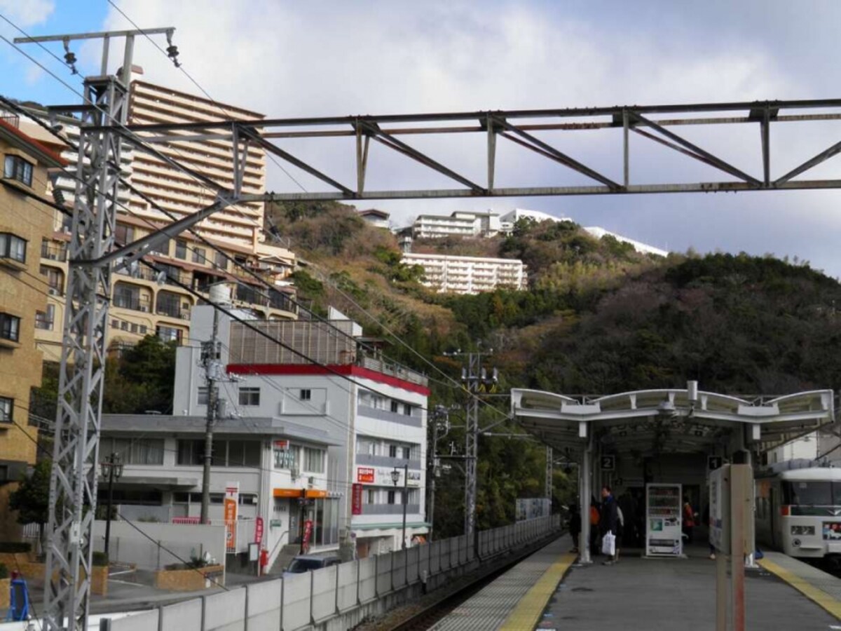 伊豆熱川温泉の温泉街