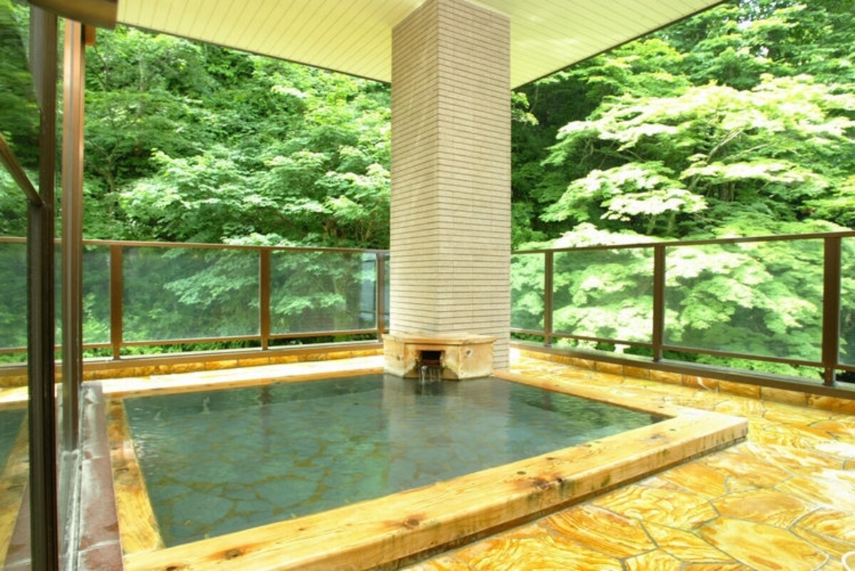 鎌先温泉「時音の宿 湯主一條」
