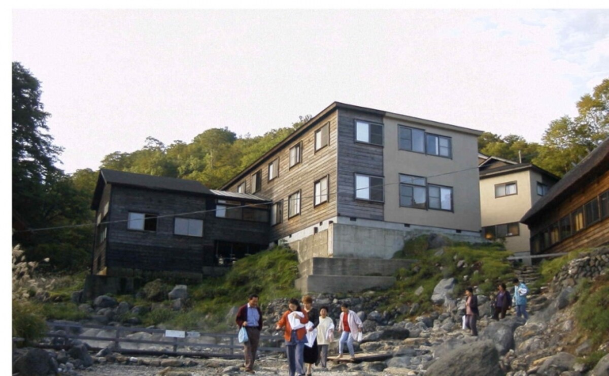 鶴の湯温泉