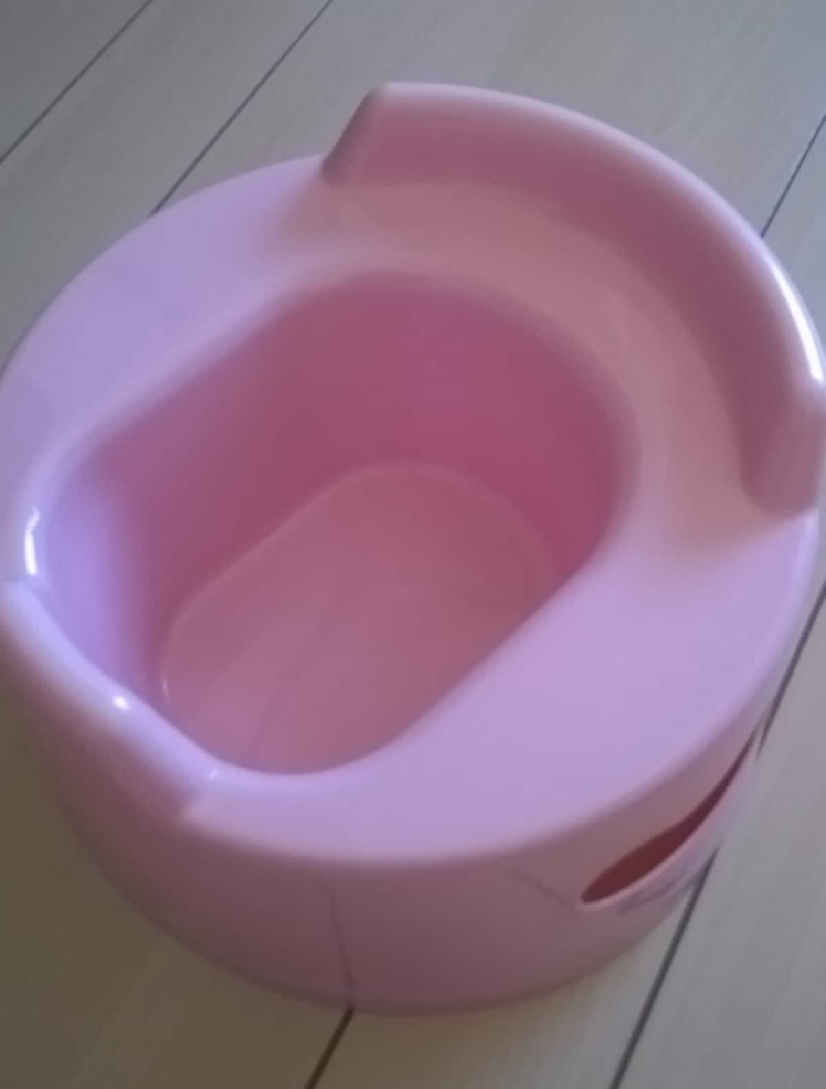 100円ショップのおまる