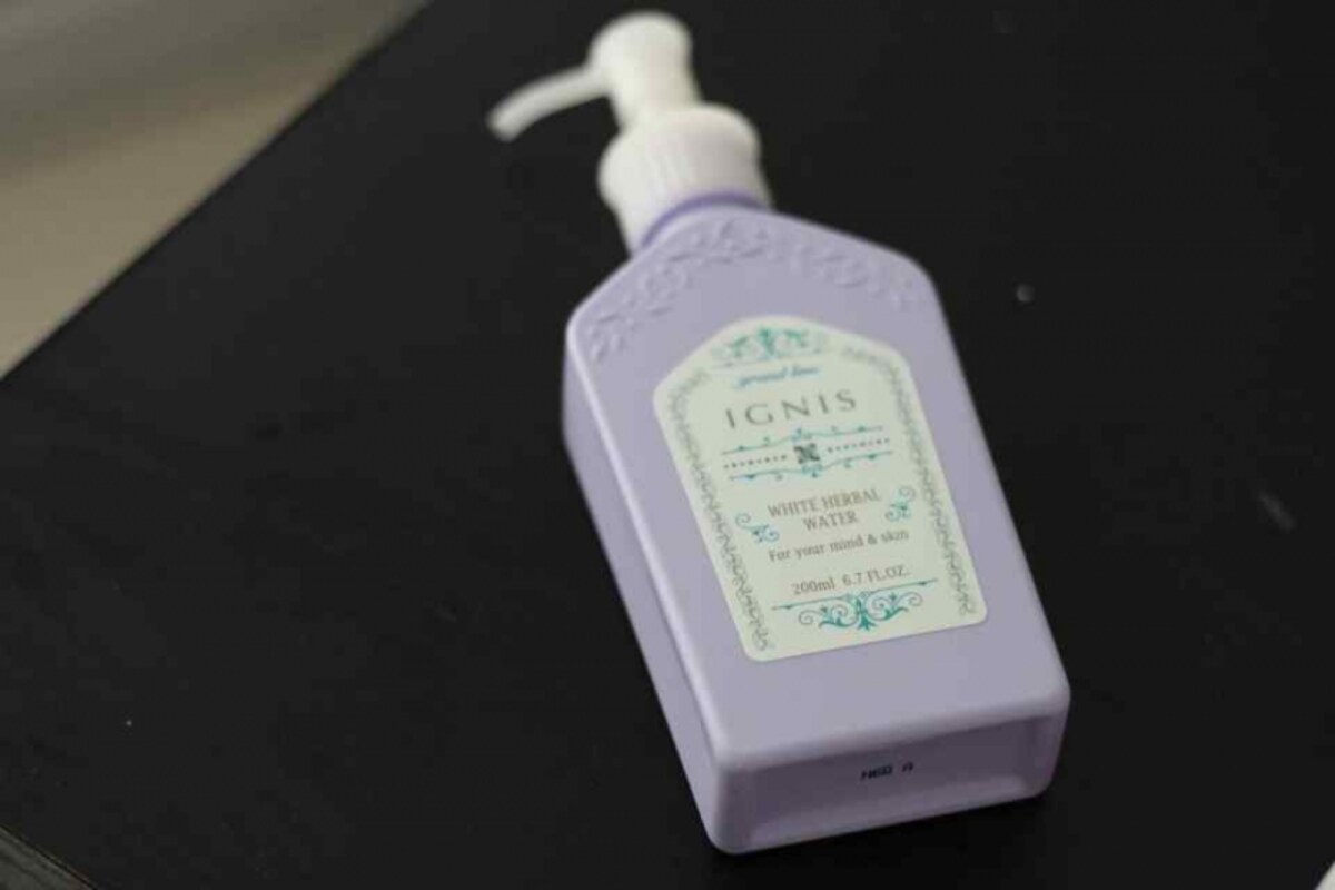 IGNIS「ホワイトハーバル ウォーター」