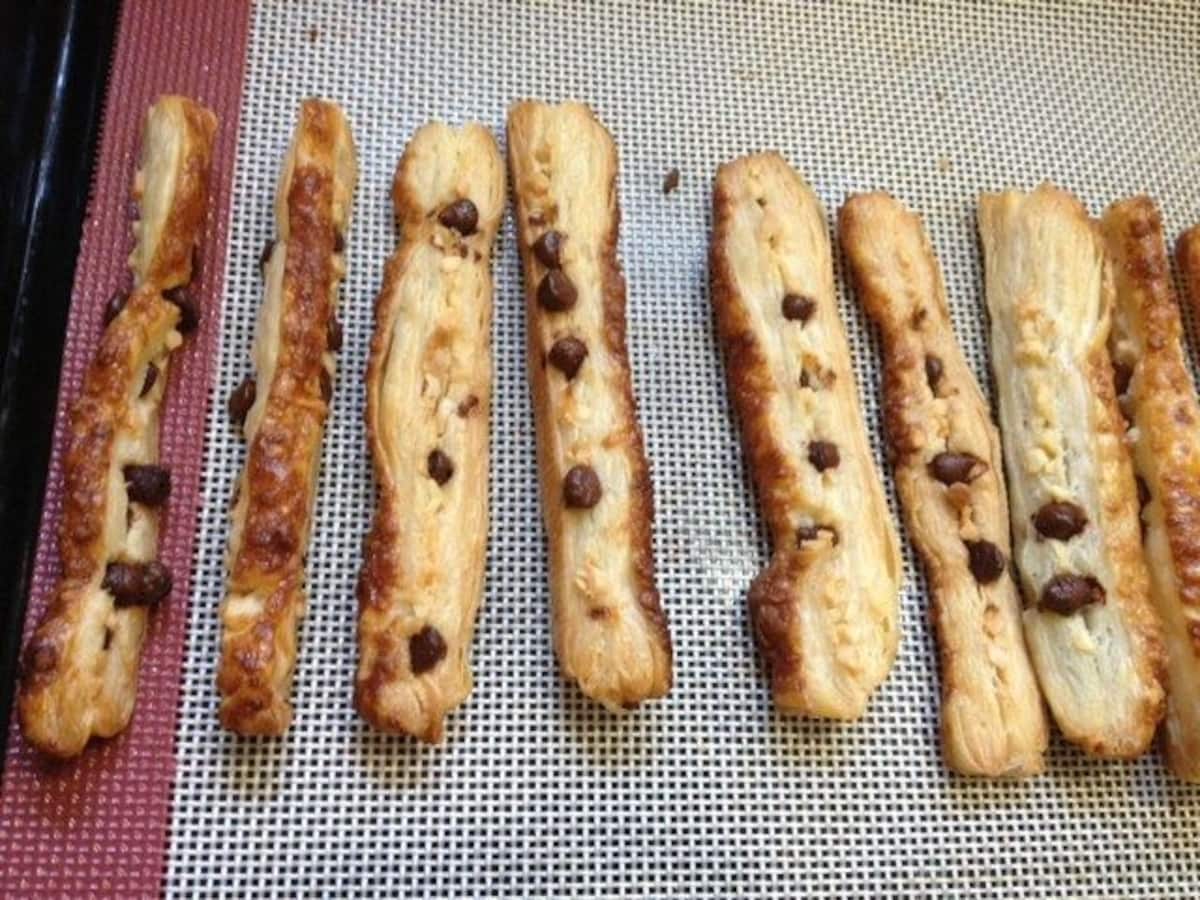 アーモンドチョコスティックパイ