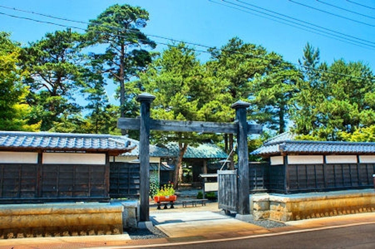 市島邸