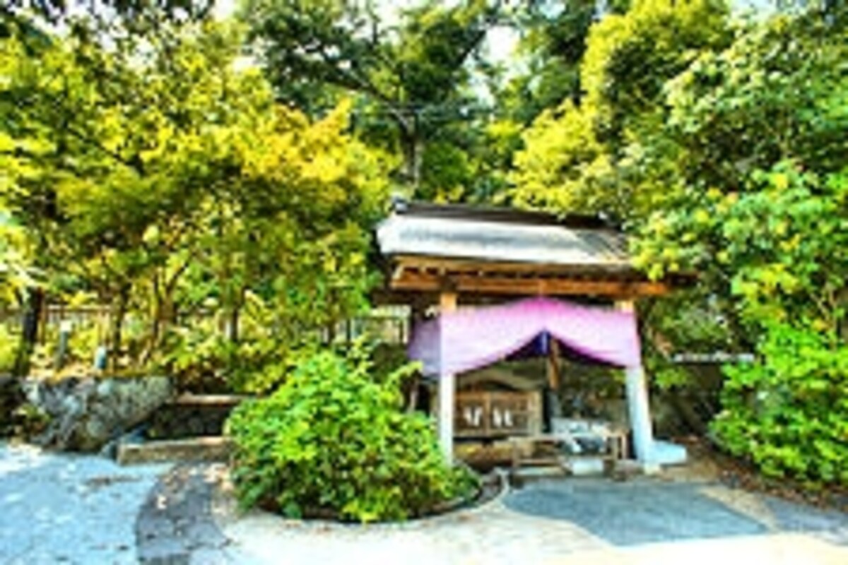 岩室温泉の源泉公園