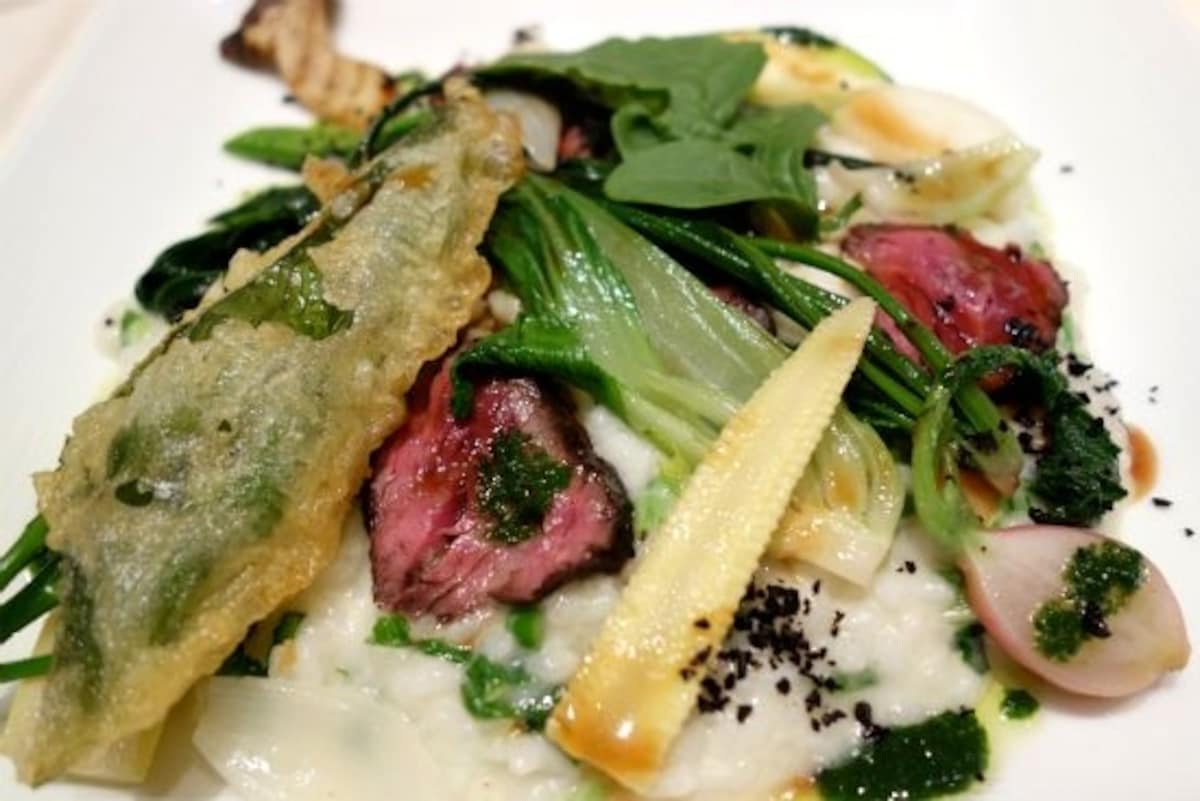 長野の有機野菜のリゾット　グリルした牛ハラミ肉添え