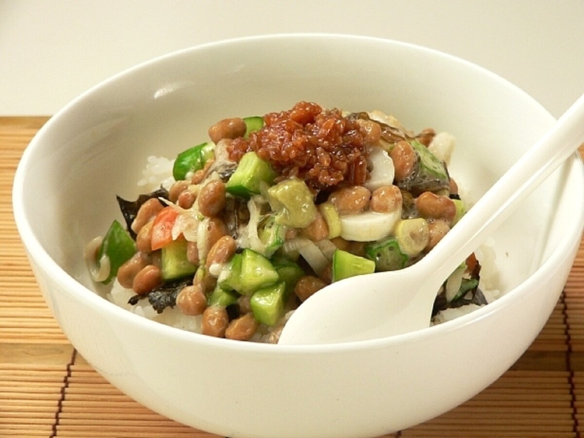 精進風の大戸屋「ばくだん丼」