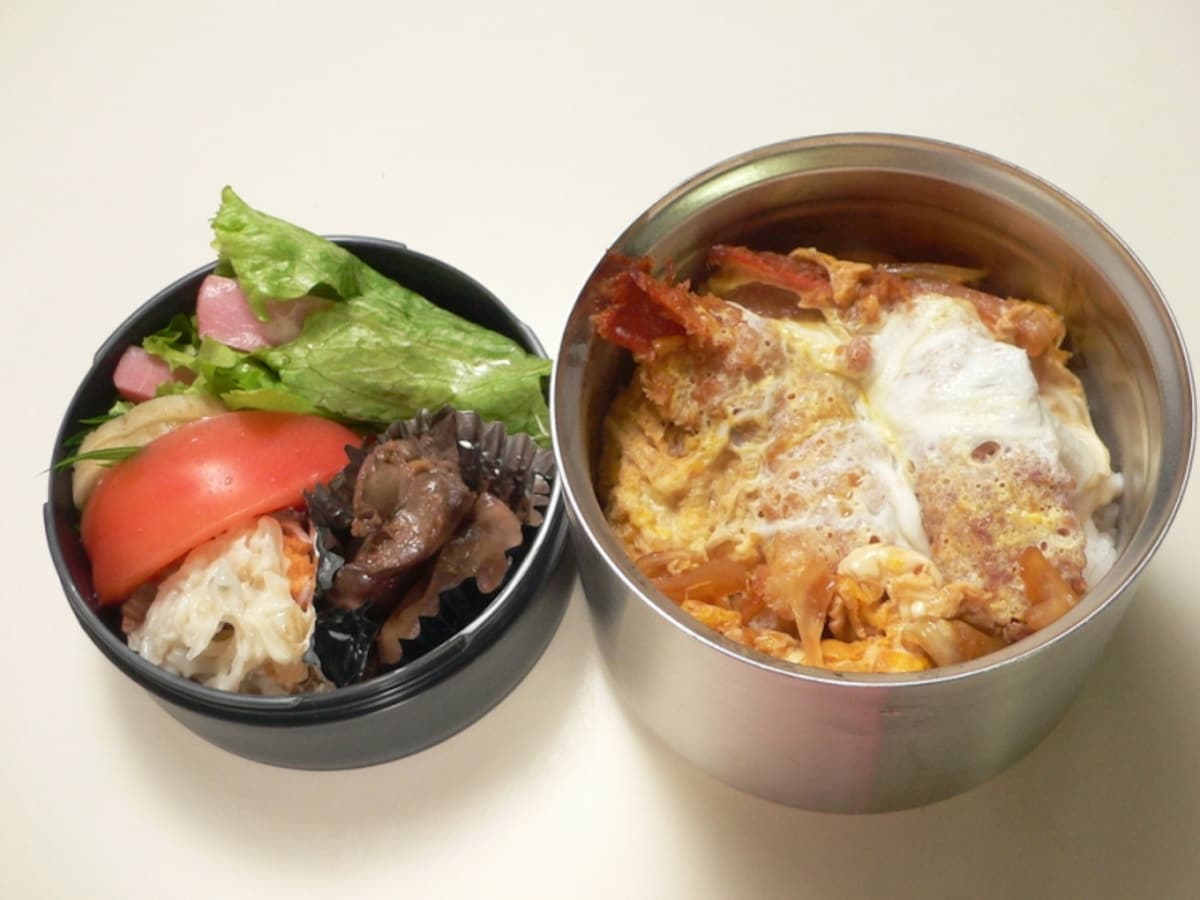 「エビフライ丼弁当」