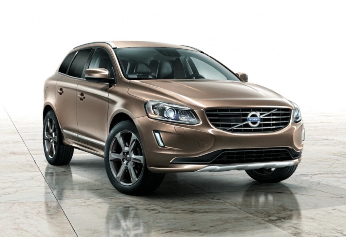 ボルボXC60フロント