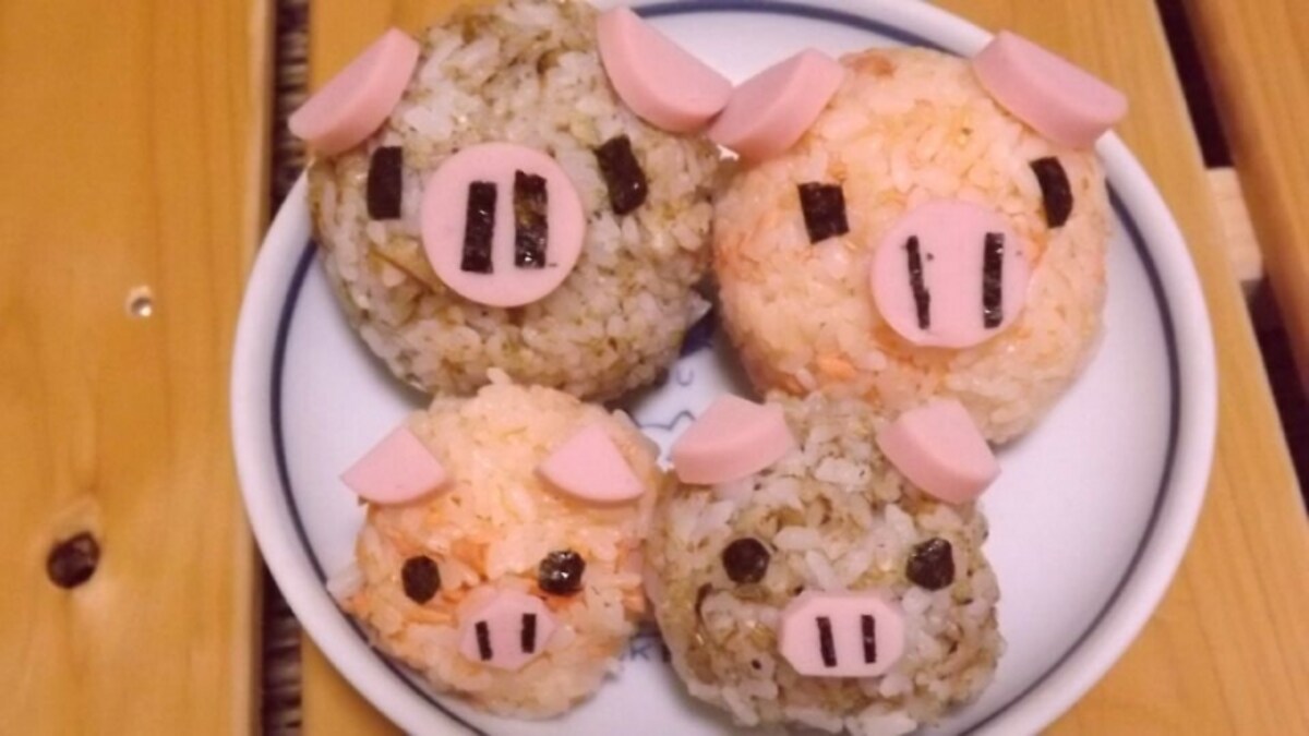 「ぶたさんおやこのおにぎり」