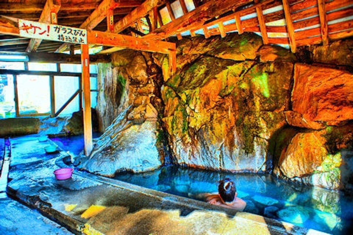 木賊温泉「共同露天岩風呂」
