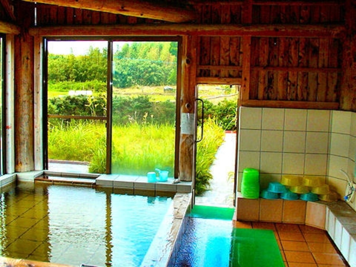 宮崎県えびの市「あきしげゆ」