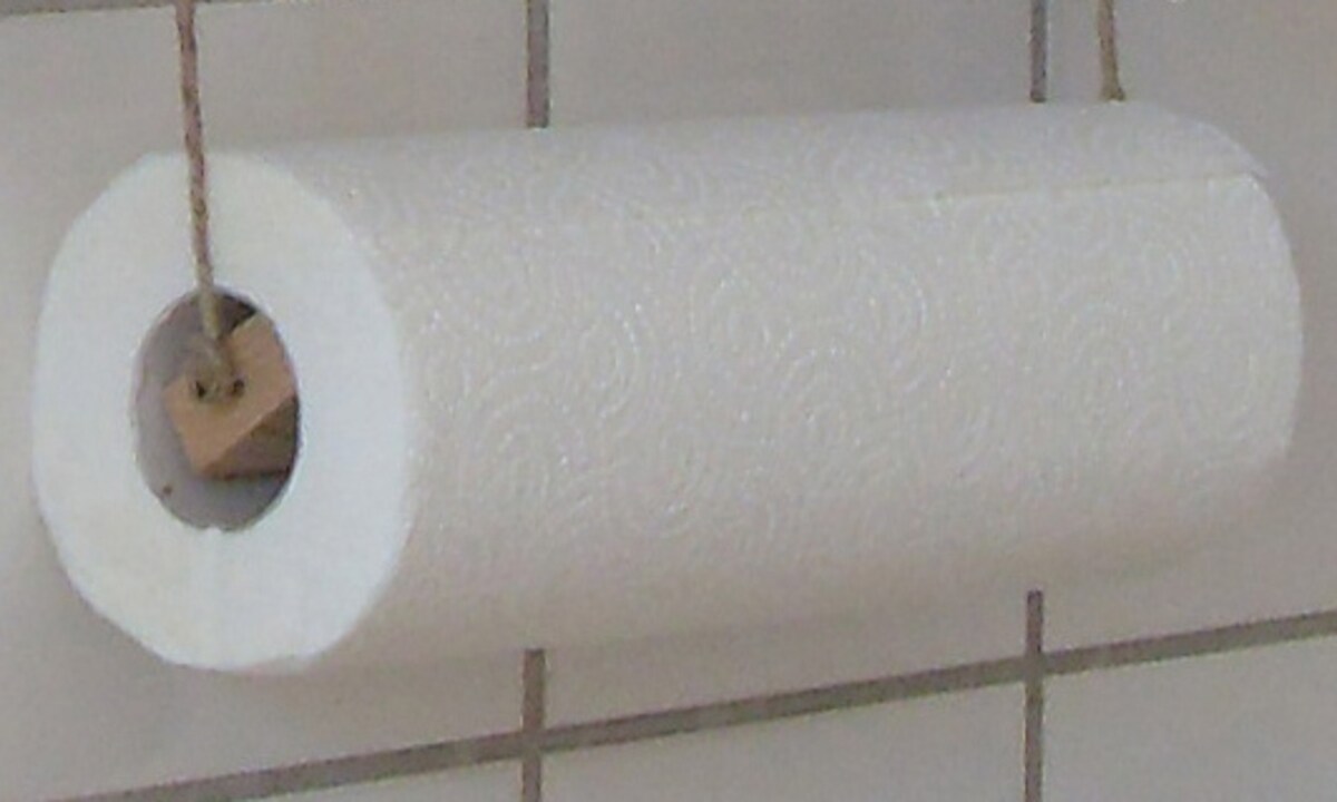 お手製の簡単ペーパーホルダー