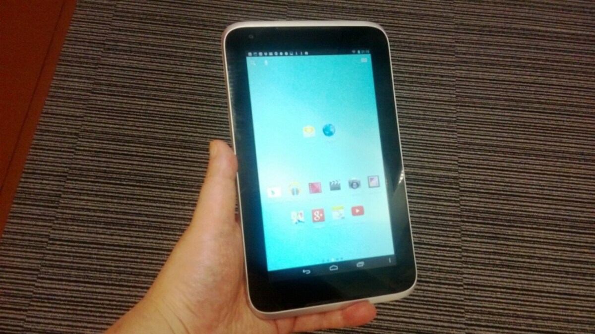 市場価格は1万7850円の7インチNEC LaVie Tab Eタブレット