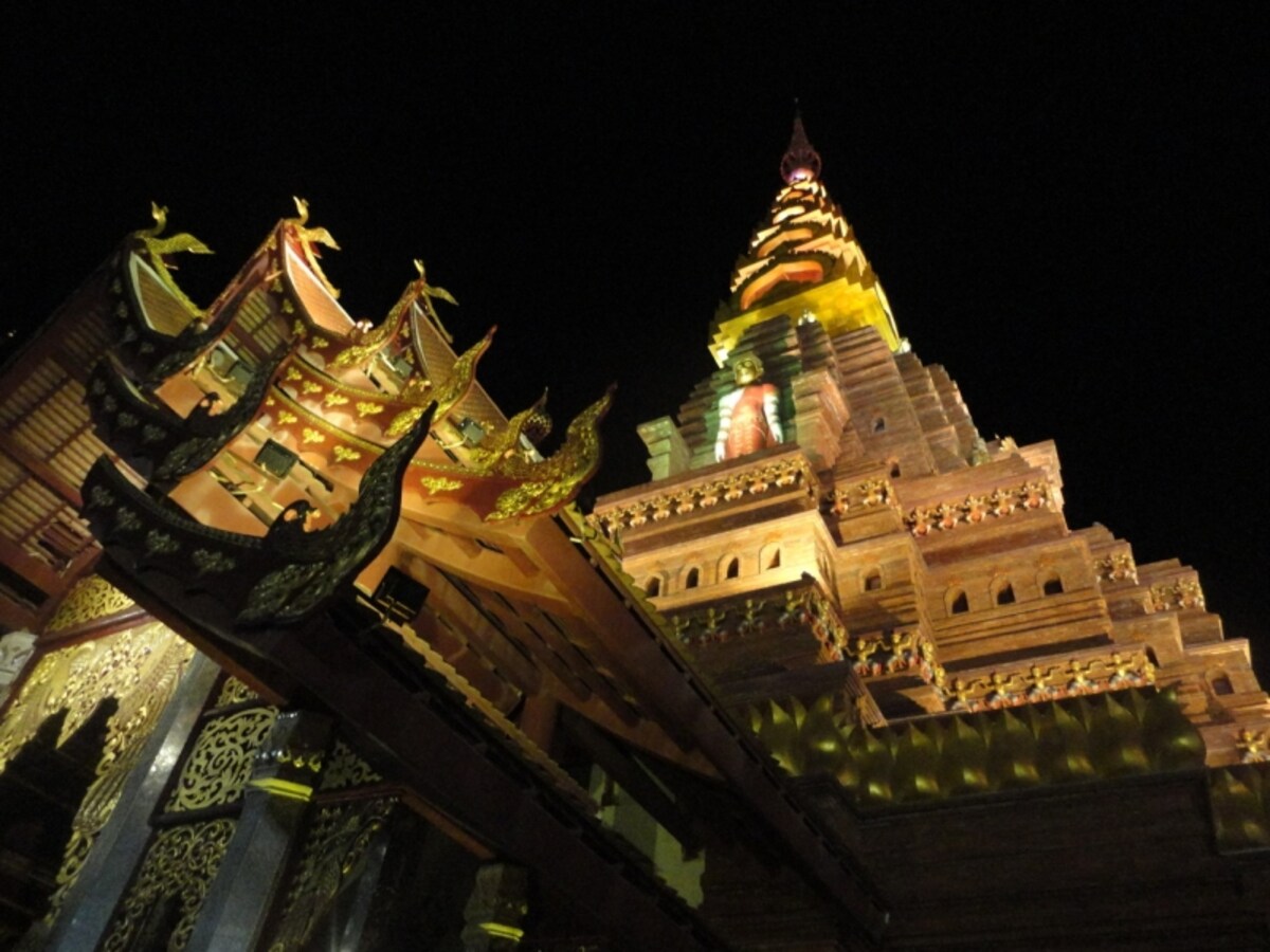 タイ風寺院
