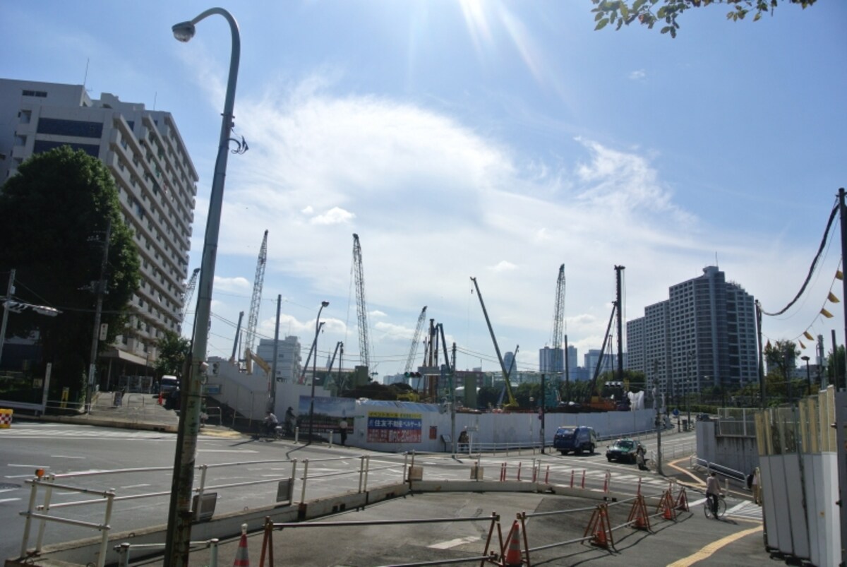「新宿スカイフォレスト」の現地