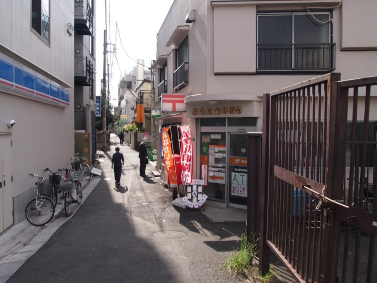 山手線は見えないけれど、風情のある道