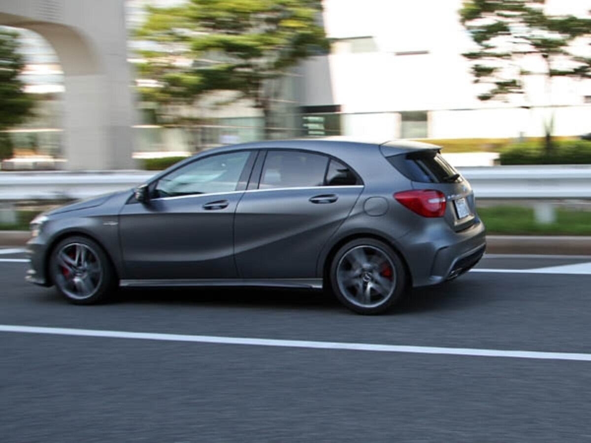 M・ベンツA45AMG4マチック