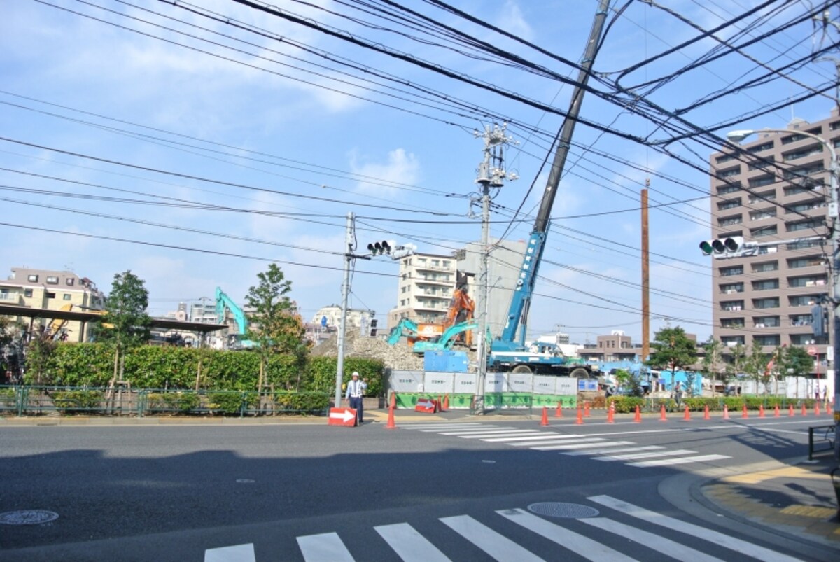 東側から見たザ・ガーデンズ西葛西の現地