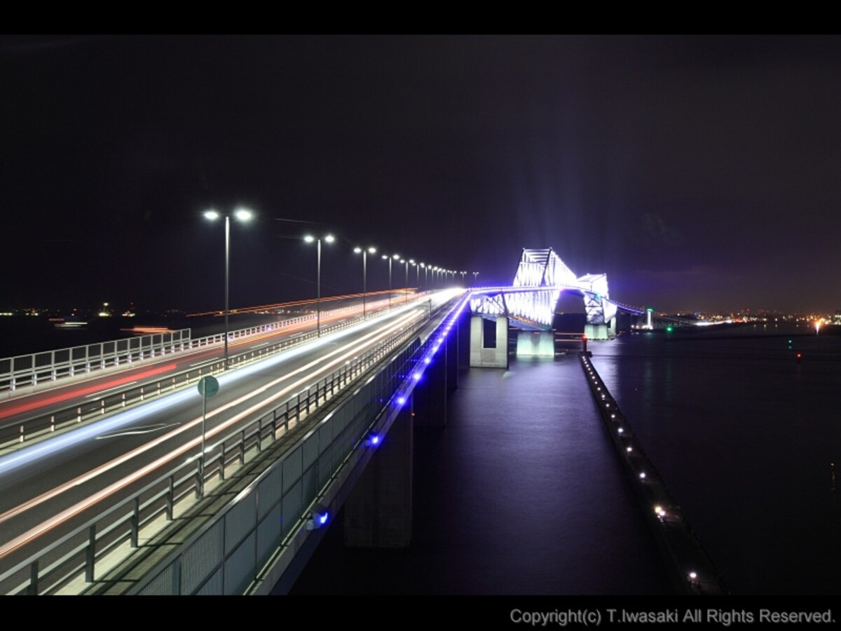 東京ゲートブリッジのエレベータ