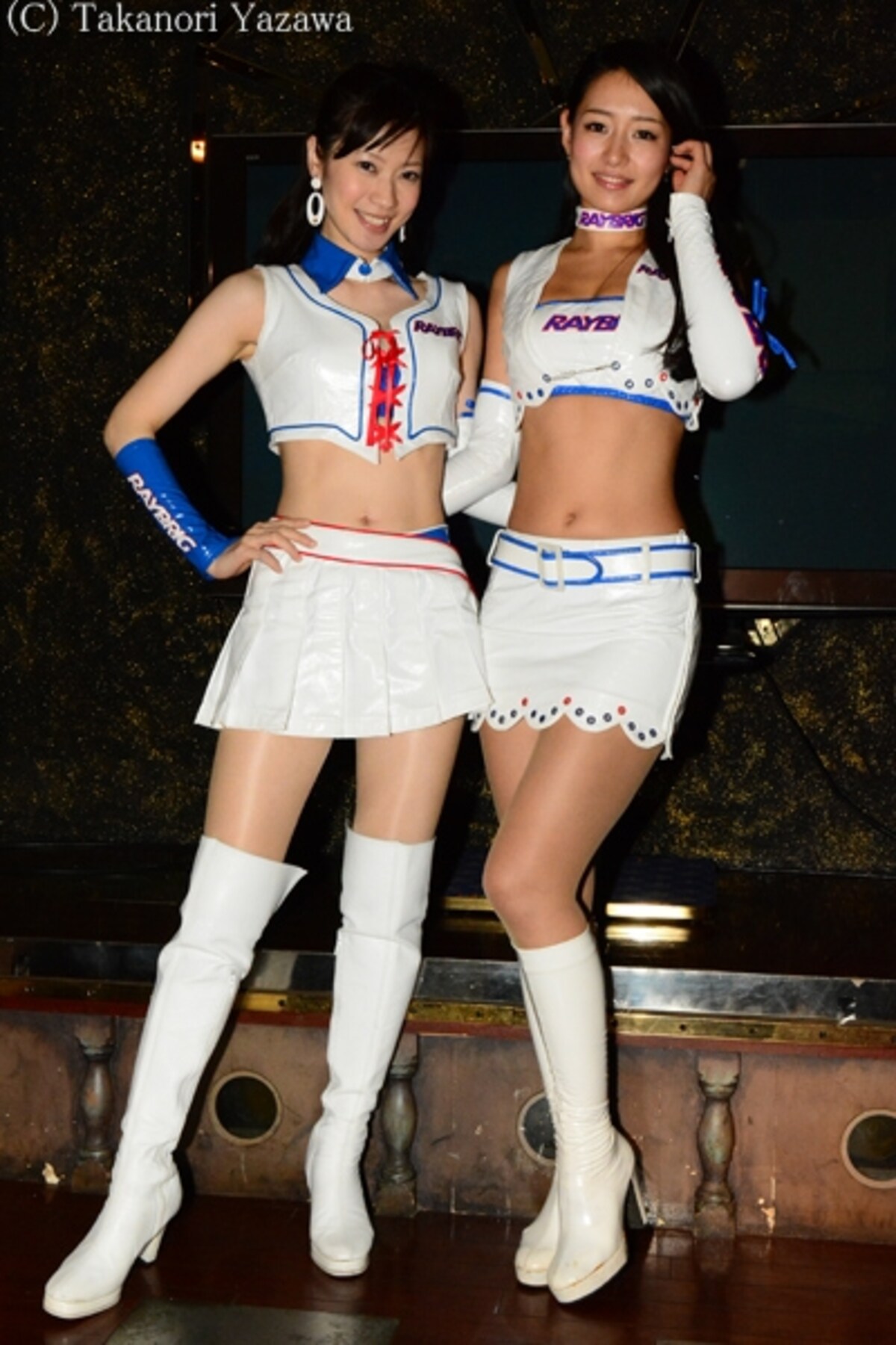 2014年のレースクイーンに決まったお二人