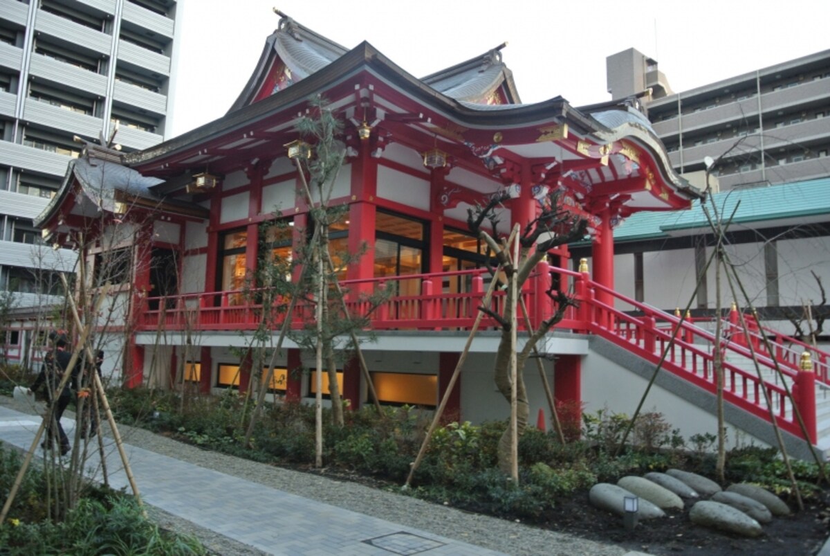 成子天神社の本殿