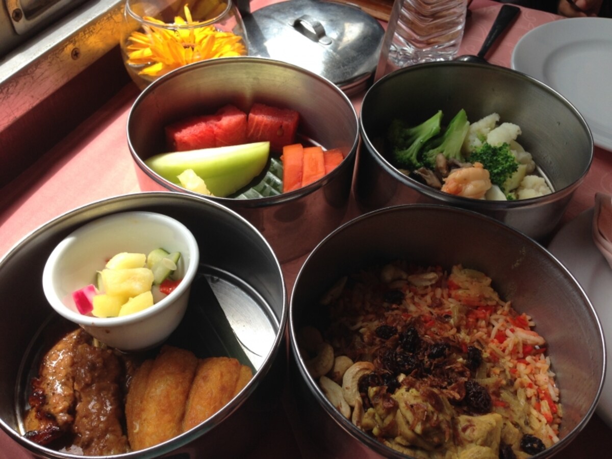 昼食