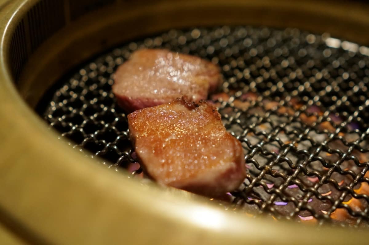 タン元