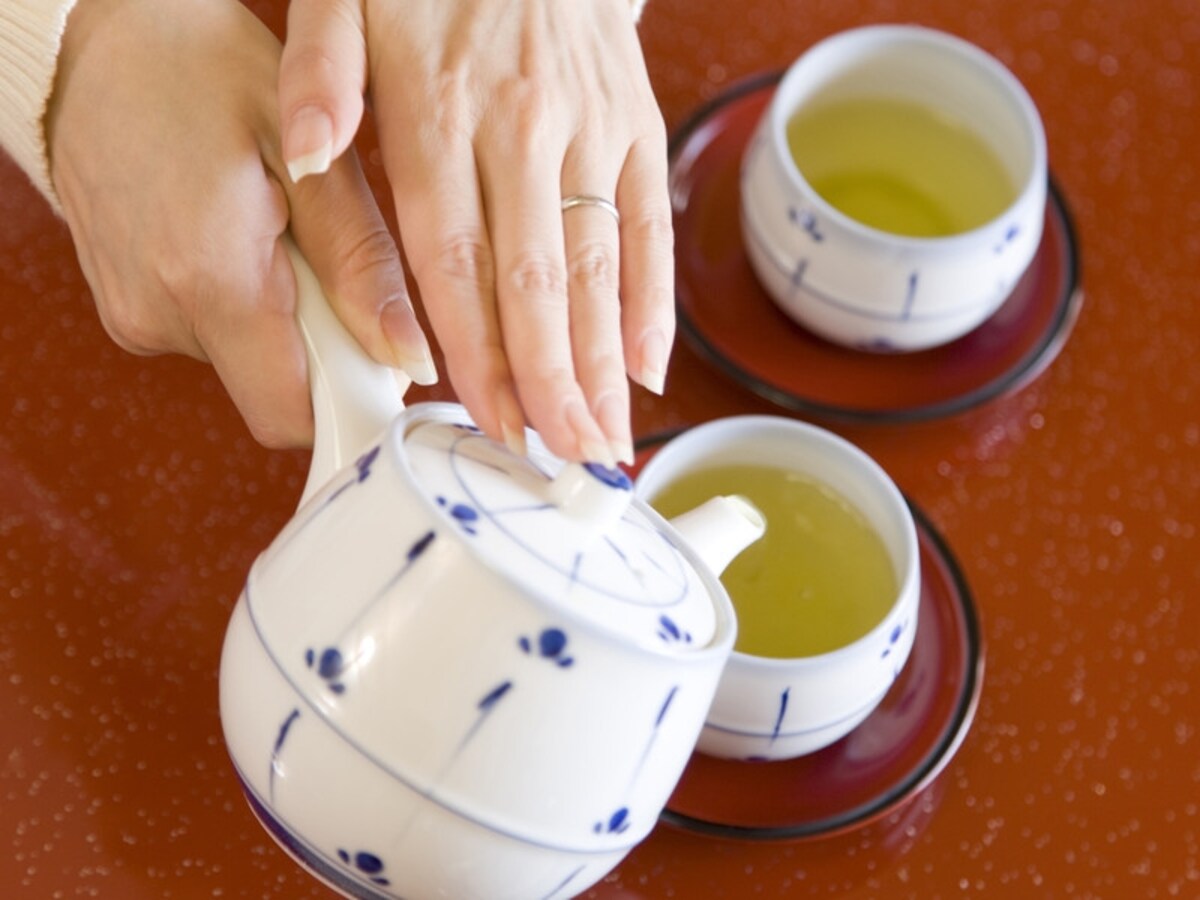 お茶の出し方,お茶,出し方,お茶出し,マナー,お茶出しマナー,秘書検定,ビジネスマナー,お茶だし,接待