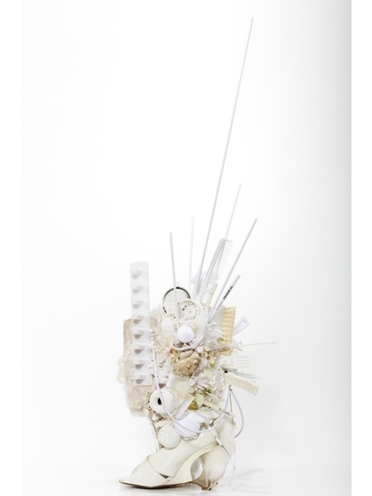 《White》、2011年