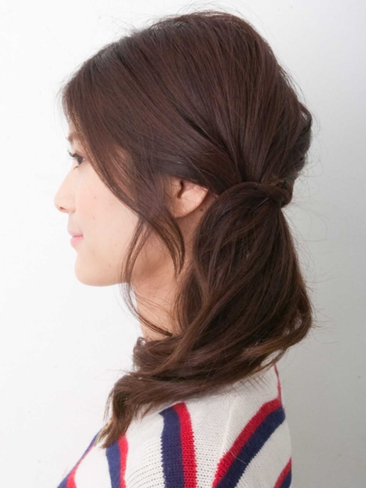 基本のサイドアップヘアアレンジ