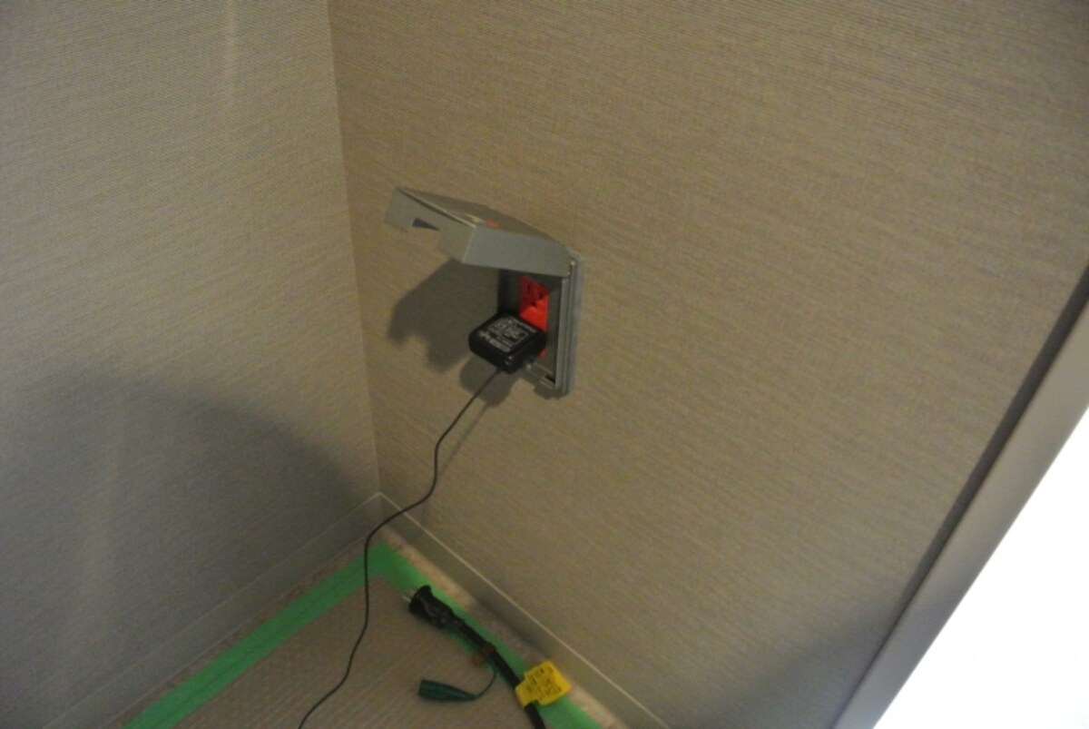 非常用の電源も各フロアに設置