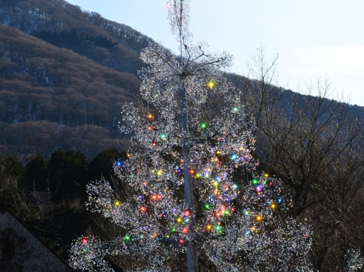 太陽光で輝くクリスタルガラス